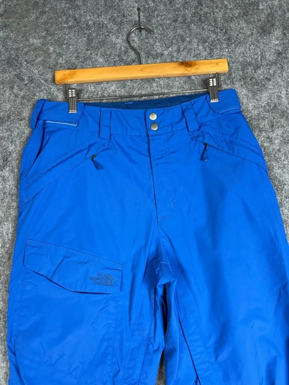 The North Face blue ski pants Size M #outdoor #skiwear